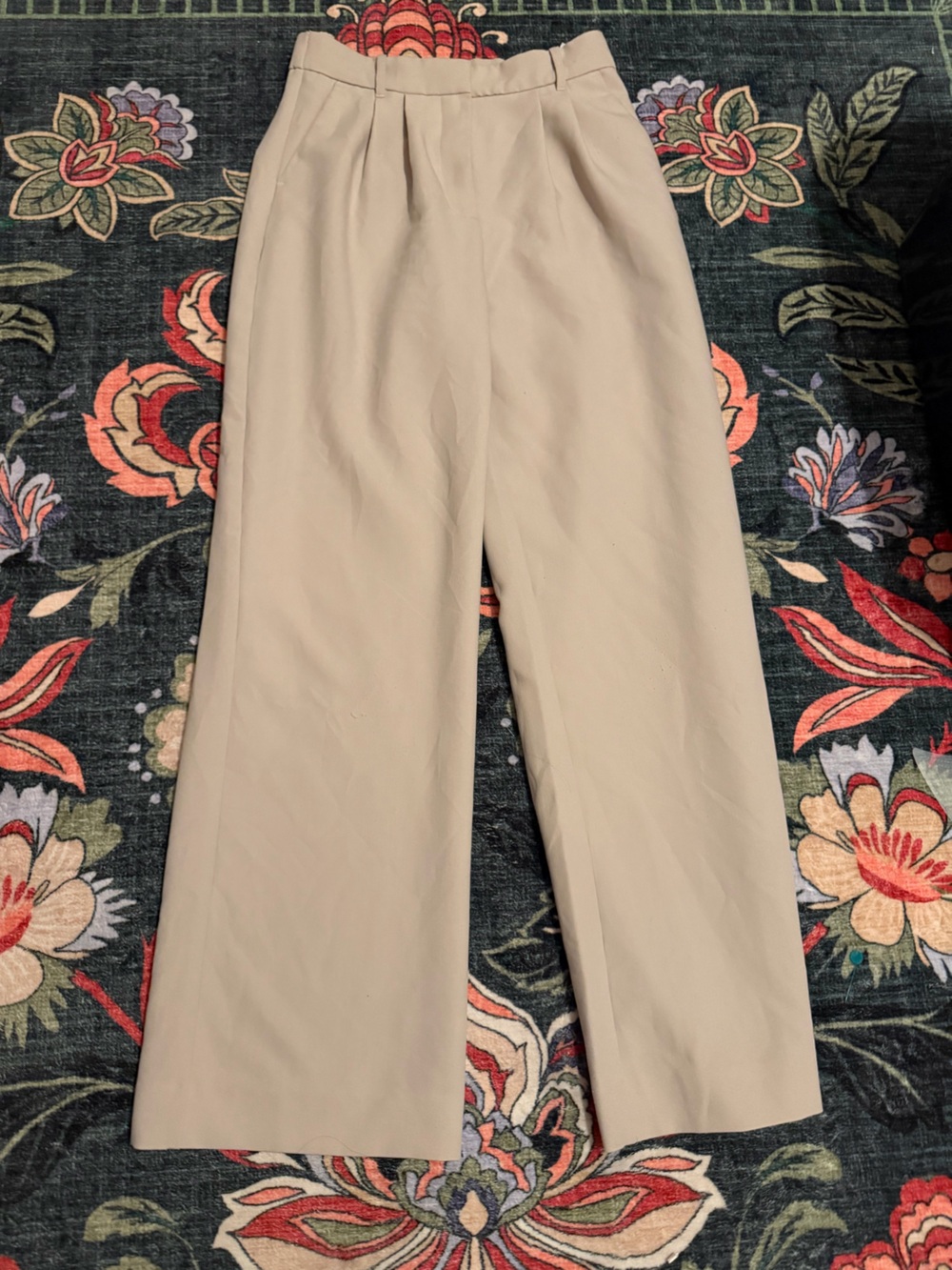 Abercrombie & Fitch Wide-Leg High-Rise Pants in Light Beige